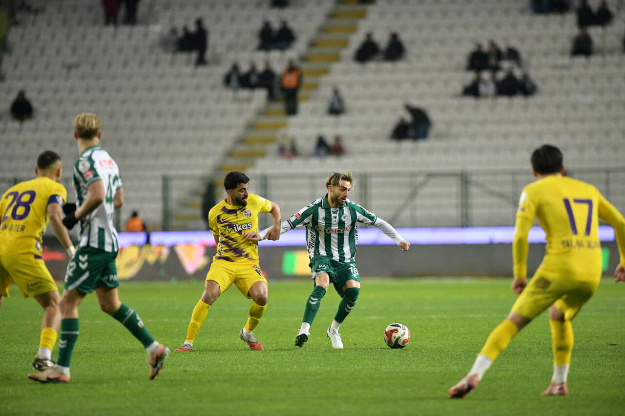 kupada-3te-3-yapan-konyaspor-istanbulda-isi-bitirmek-istiyor