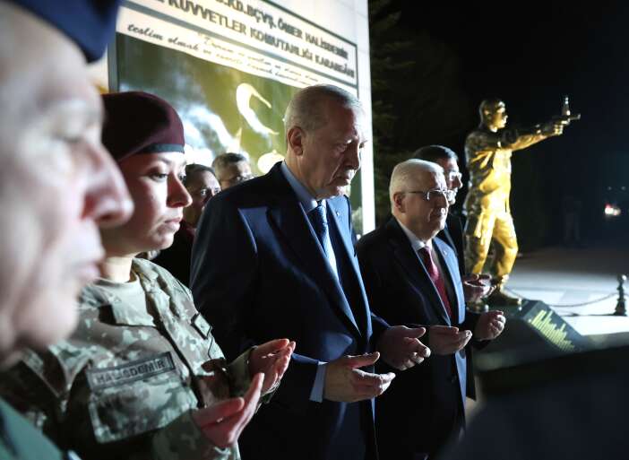 15-temmuz-sehidi-omer-halisdemirin-kizi-babasinin-mirasina-sahip-cikti