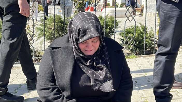 bir-bardak-su-icin-dovulerek-oldurulmustu-5-sanigin-cezasi-belli-oldu