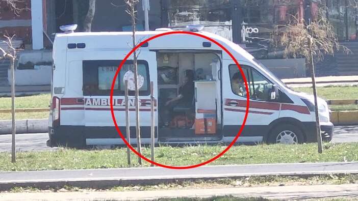 helyum-gazi-dolu-balon-patladi-2-cocugun-yuzu-yandi