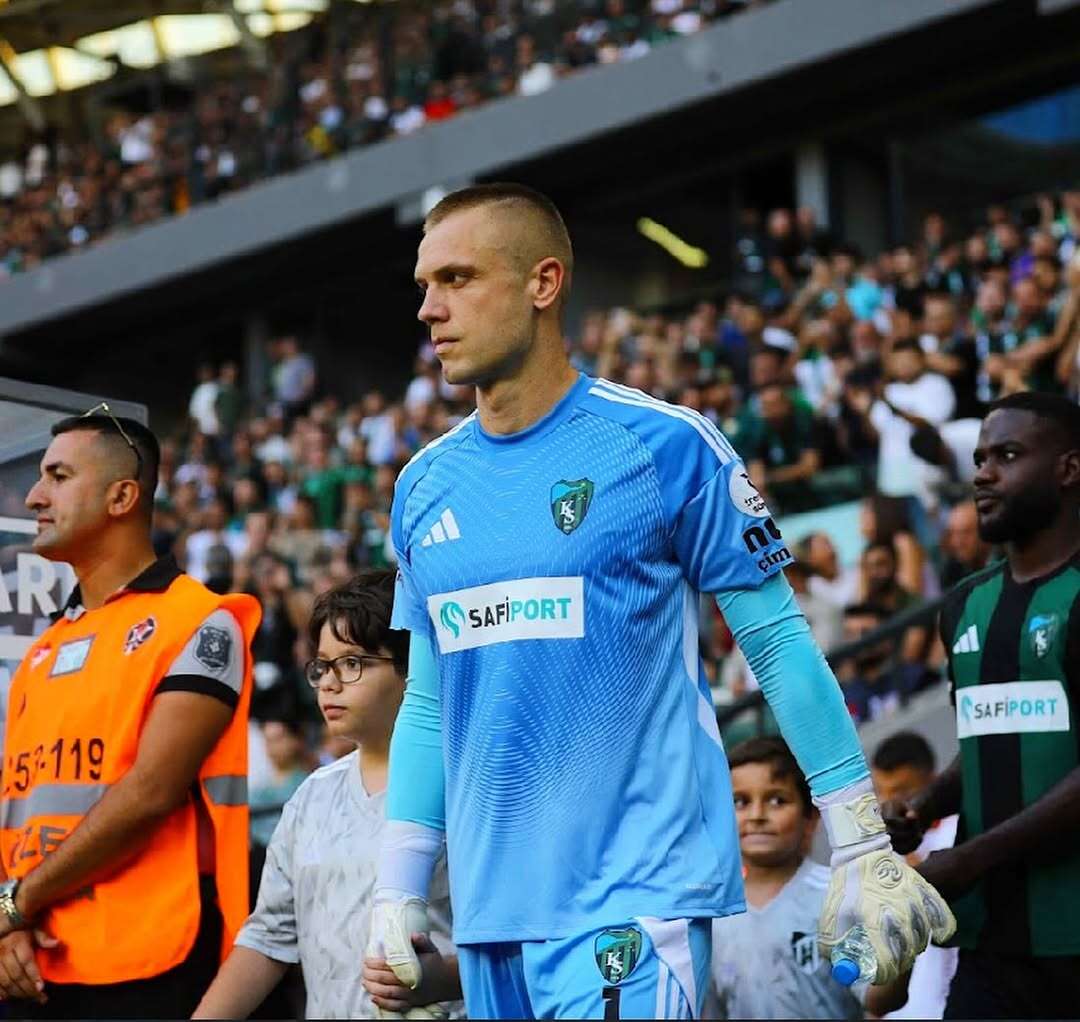 kocaelisporda-selcuk-inan-acikladi-iki-oyuncu-konyaspor-macinda-yok