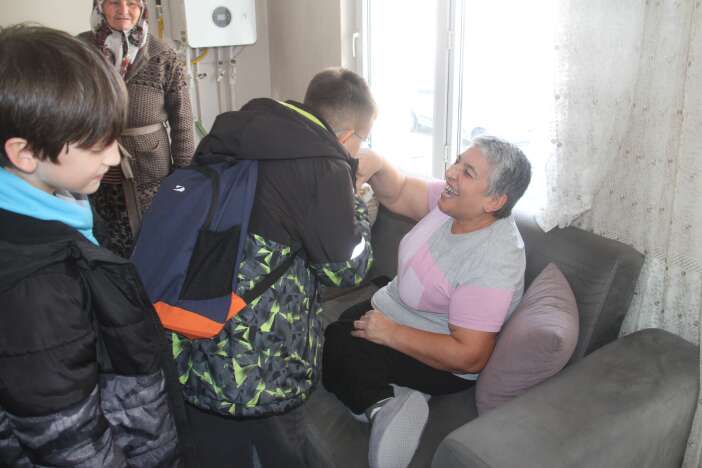 konyada-iyilik-timi-is-basinda-engelli-kadinin-hayalini-gerceklestirdiler