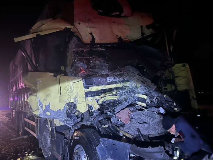 konyada-iki-tir-carpisti-osman-oz-yarali