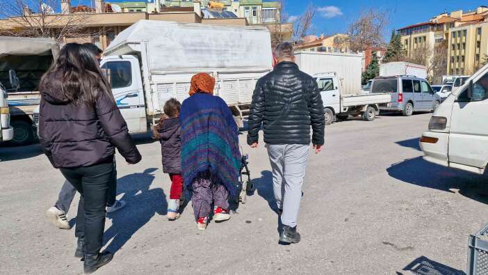 konyanin-meram-ilcesinde-dilenci-avi