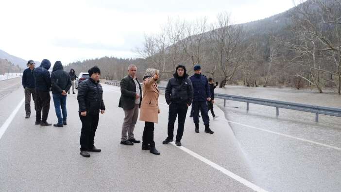 su-basan-konya-antalya-yolu-icin-yeni-rota-gundemde