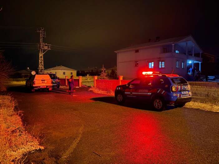 iki-aile-arasinda-silahli-kavga-1-olu-2-yarali