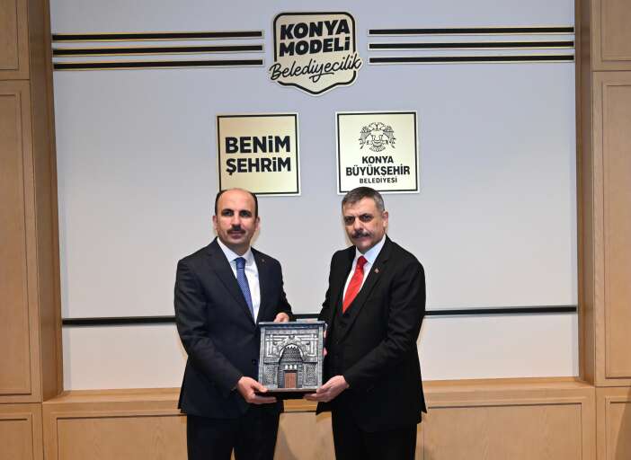 memleketi-konyaya-gelen-icisleri-bakani-ciftci-baskan-altayi-ziyaret-etti