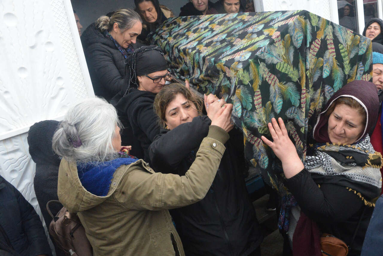 canice-oldurulen-alev-kocun-sirri-ortaya-cikti-milyonlarca-lira-kayip