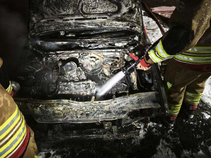 park-halindeyken-yanmaya-baslayan-tofas-kule-dondu