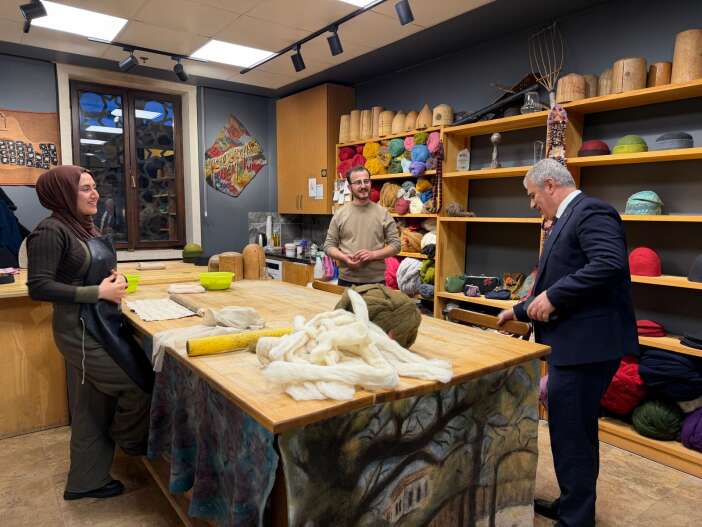 unutulmaya-yuz-tutan-kececilige-konya-valisi-akindan-yakin-ilgi