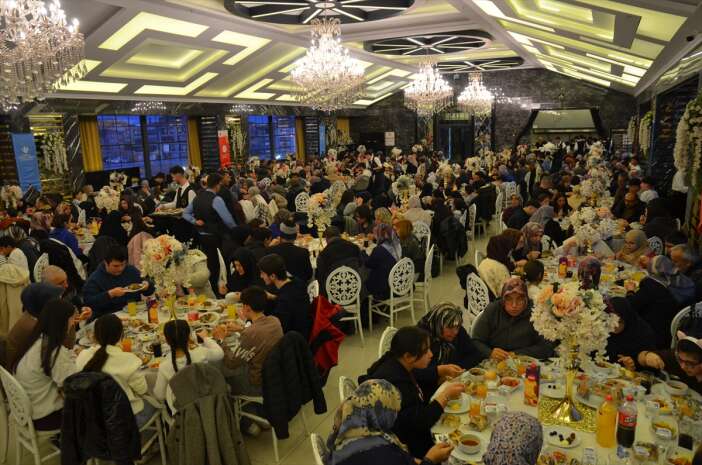 konya-selcukluda-anlamli-iftar