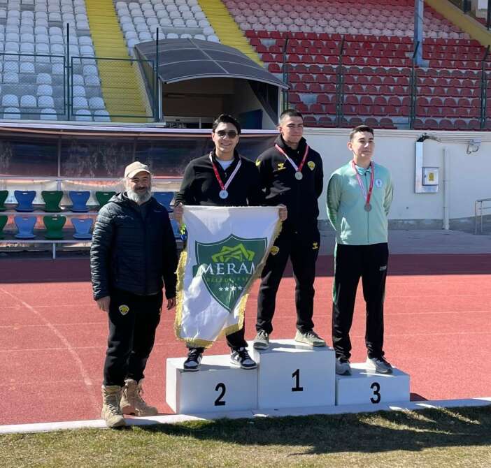 meram-belediyesporun-basarili-okcularindan-cifte-basari