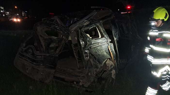 otomobil-sarampole-uctu-1-olu-5-yarali-var