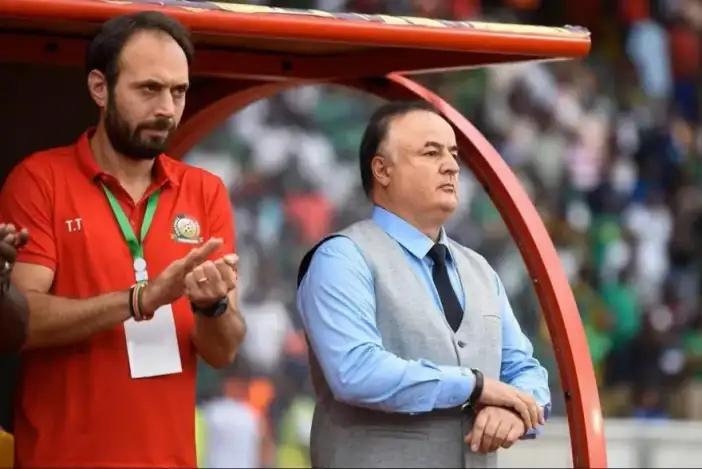 spor-camiasinin-aci-kaybi-teknik-direktor-engin-firat-hayatini-kaybetti