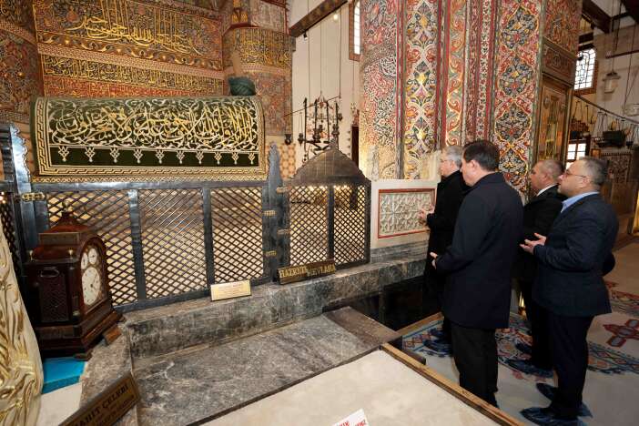 ak-parti-heyeti-karataydaki-yatirimlari-inceledi