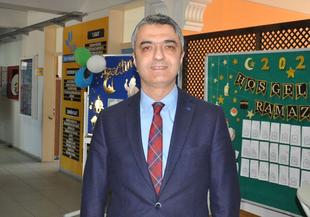 osmanlinin-zimem-defteri-gelenegi-lisede-yasatildi