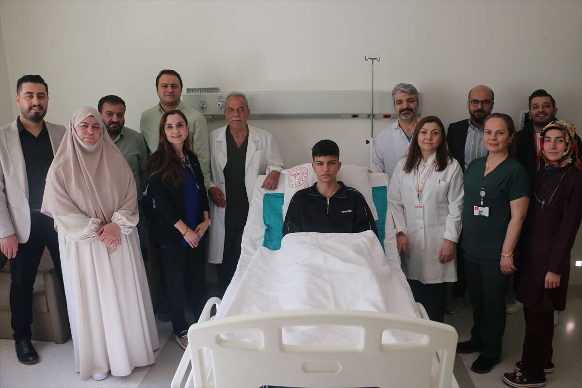 sobadan-cikan-yangin-sonrasi-17-ameliyatla-hayata-dondu