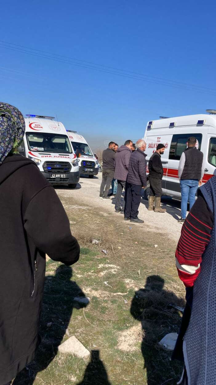 konyada-belediye-otobusu-ogrenci-servisiyle-carpisti