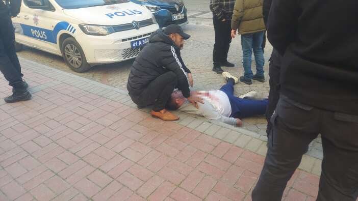 adliye-onunde-cinayet-kendisini-istismar-eden-kisiyi-oldurdu