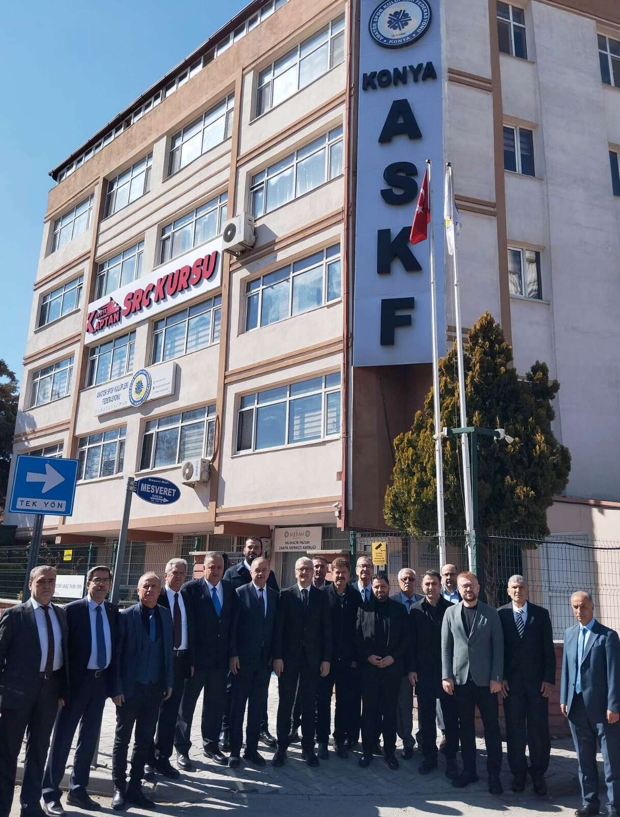 konya-askf-genel-kurulu-tamamlandi-remzi-ay-guven-tazeledi