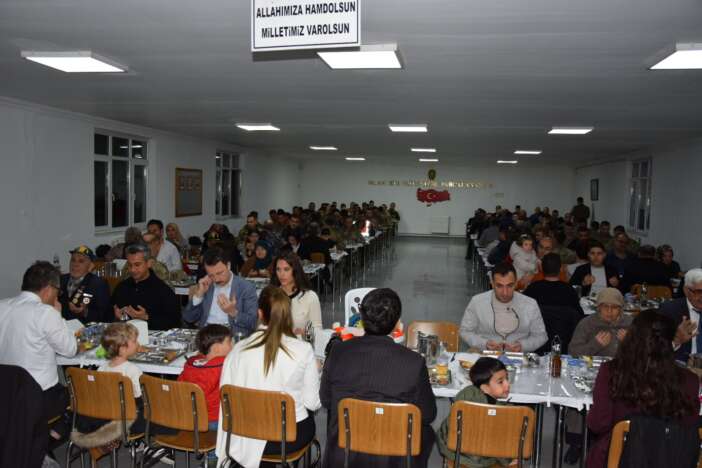 konyada-sehit-aileleri-ve-gaziler-onuruna-anlamli-iftar-programi