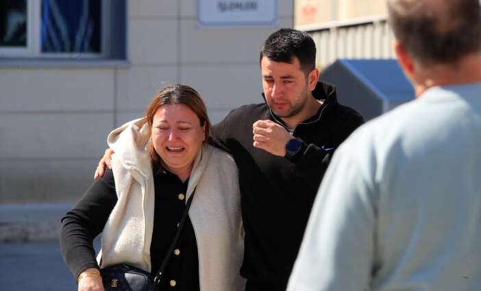 bariyerlere-carpan-34-yasindaki-motosiklet-surucusu-oldu