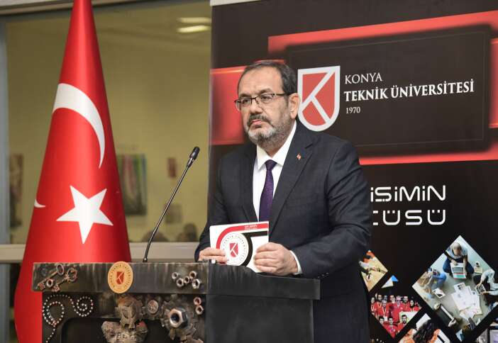 konyadaki-yabanci-ogrenciler-iftar-sofrasinda-bir-araya-geldi