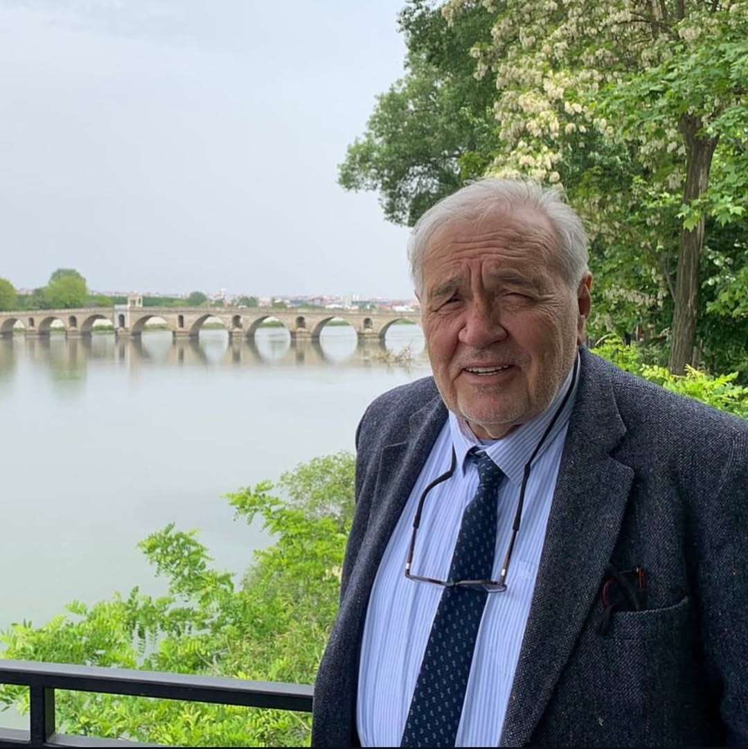 unlu-tarihci-ilber-ortayli-hayatini-kaybetti