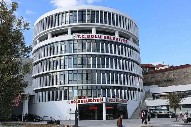 baskan-tanju-ozcan-iddianamesinde-yasak-ask-ve-santaj-detayi-mesajlar-dosyada