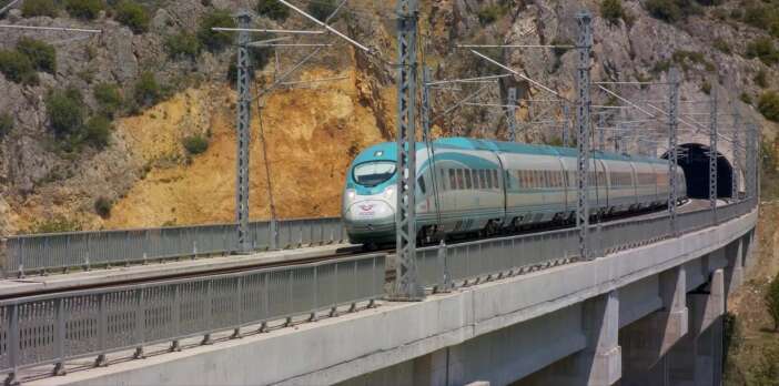 bugune-kadar-110-milyon-yolcu-tasiyan-yhtlerde-konya-farki