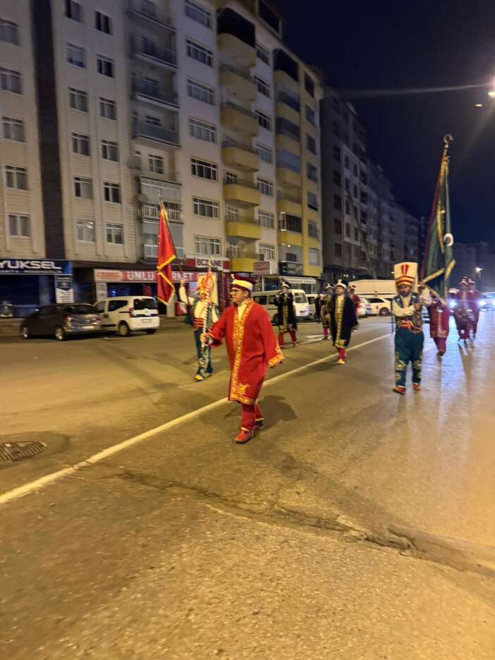 konyada-sahur-vakti-mehter-coskusu