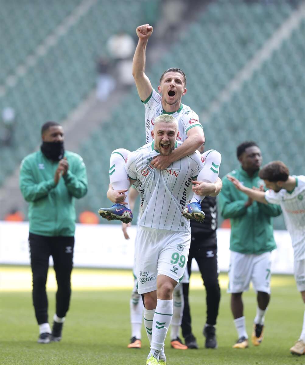 konyaspor-haftalar-sonra-3-puani-kocaelide-kapti