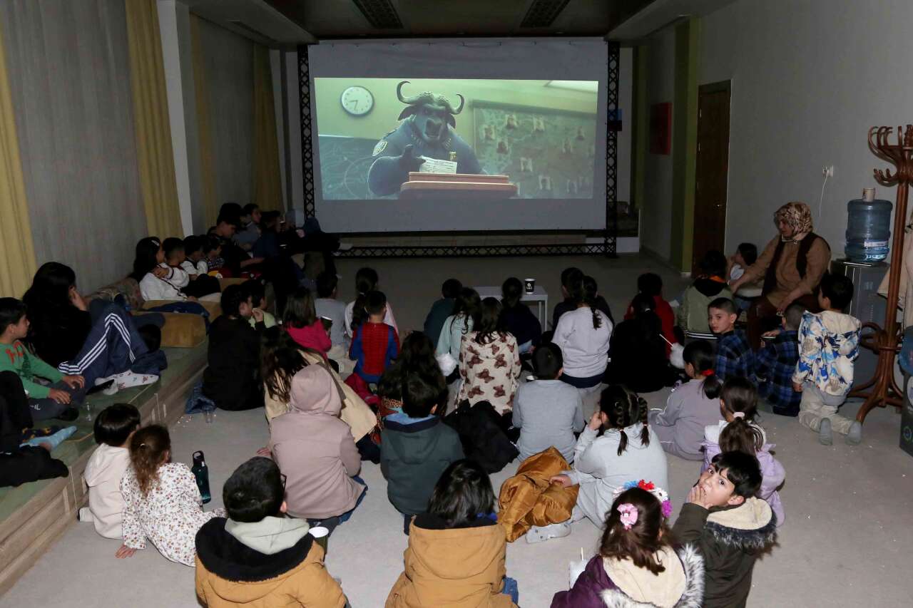 konya-megada-ebeveynler-ogrendi-cocuklar-keyif-yapti