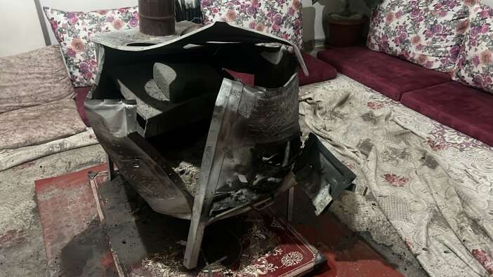 evdeki-soba-patladi-aile-olumden-dondu