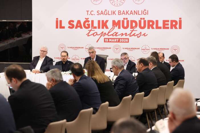 konya-saglik-ekibine-bakan-memisoglundan-ozel-tesekkur