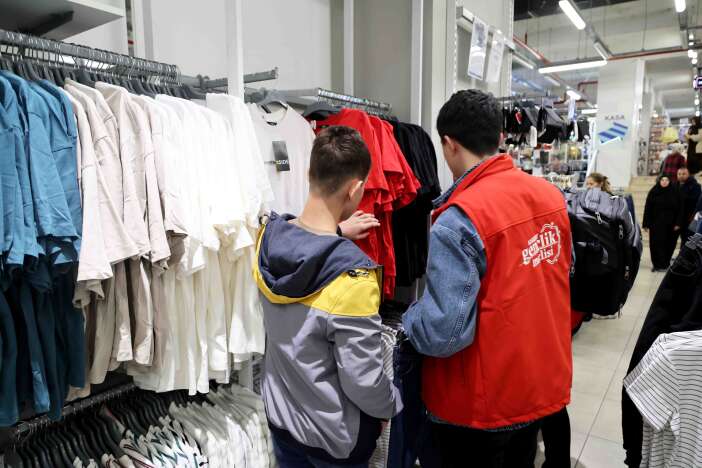 konyada-1200-cocuga-bayram-hediyesi