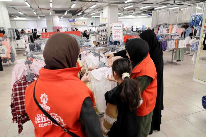 konyada-1200-cocuga-bayram-hediyesi