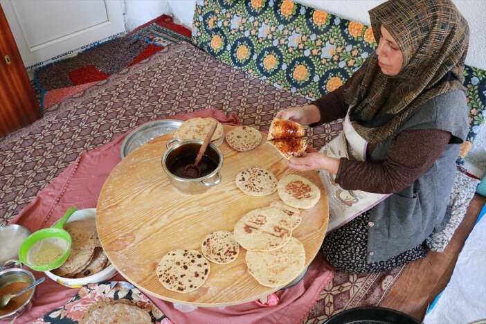 konyada-asirlik-bayram-gelenegi-kulce-tatlisi