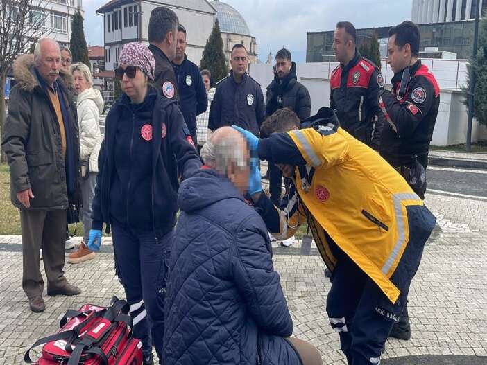 universite-ogrencisinin-darbettigi-yasli-adam-oldu