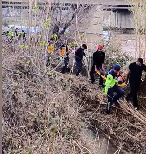 karton-yuklu-tir-caya-dustu-mustafa-canik-hayatini-kaybetti