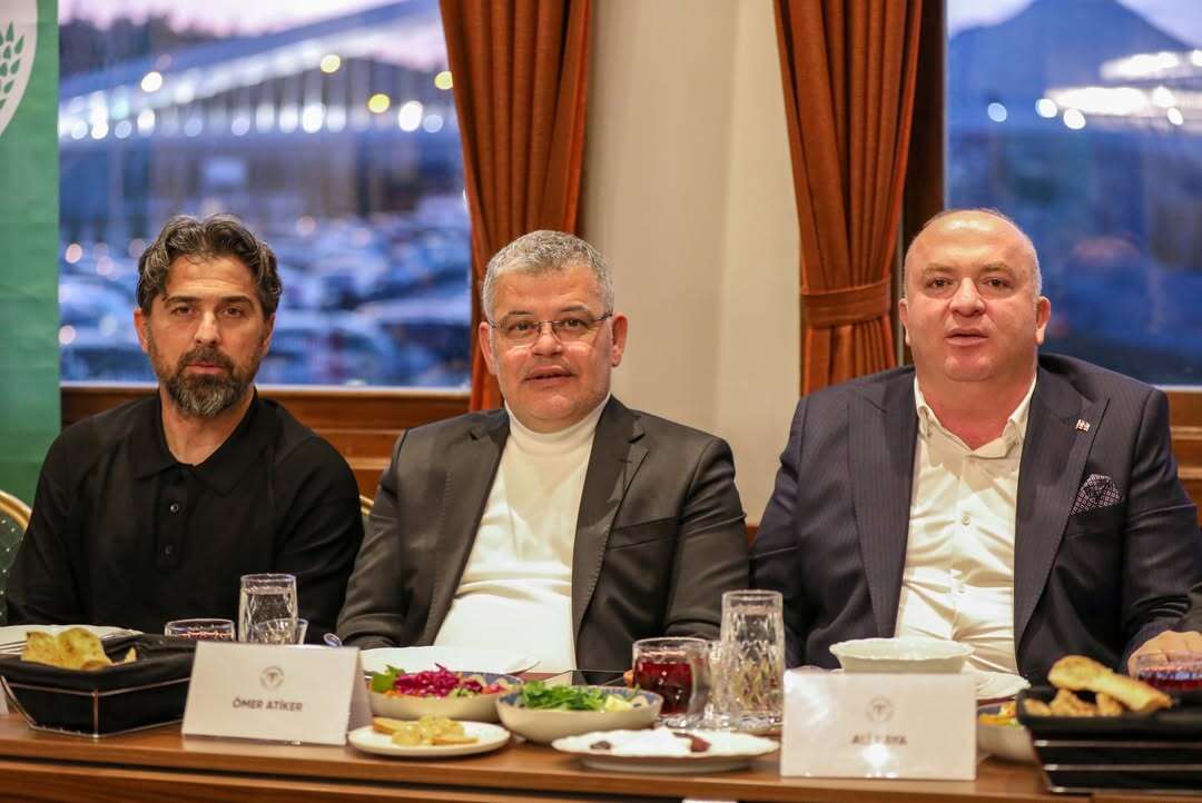konyaspor-ailesi-iftar-sofrasinda-bir-araya-geldi
