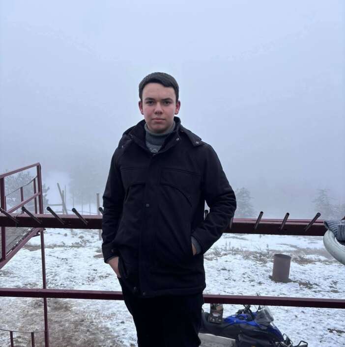 17-yasindaki-furkan-ugur-traktor-yikarken-can-verdi