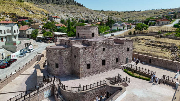 konya-kelebek-bahcesi-bayramda-acik-mi