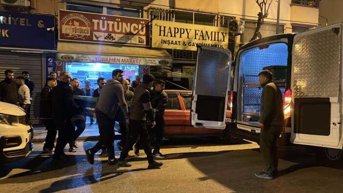 2-cocuk-annesi-kadin-yatak-odasinda-olduruldu