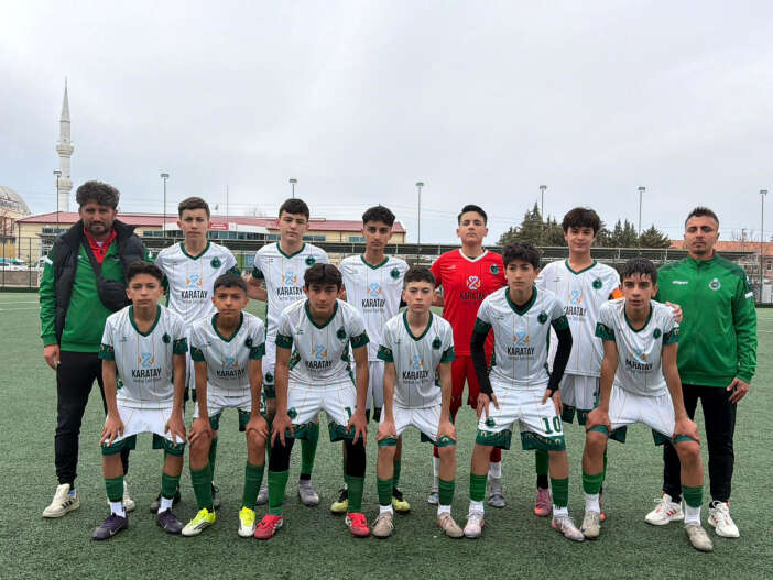 karatay-belediyespor-kulubu-futboldaki-basarisiyla-dikkat-cekiyor