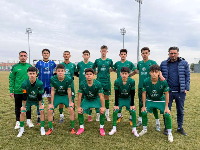 karatay-belediyespor-kulubu-futboldaki-basarisiyla-dikkat-cekiyor