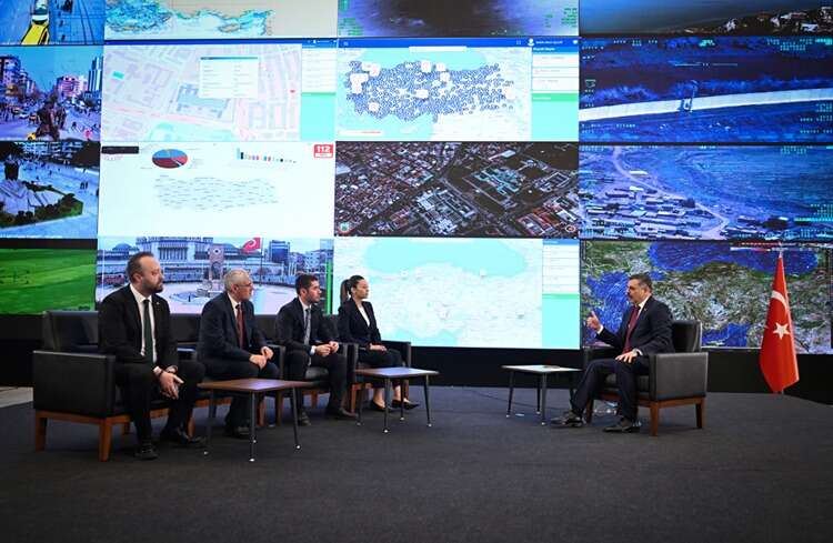 konya-detayi-dikkat-cekti-bakan-ciftci-duyurdu-bayramda-313-bin-personel-sahada