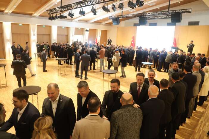 konya-protokolu-bayramlasma-programinda-bulustu