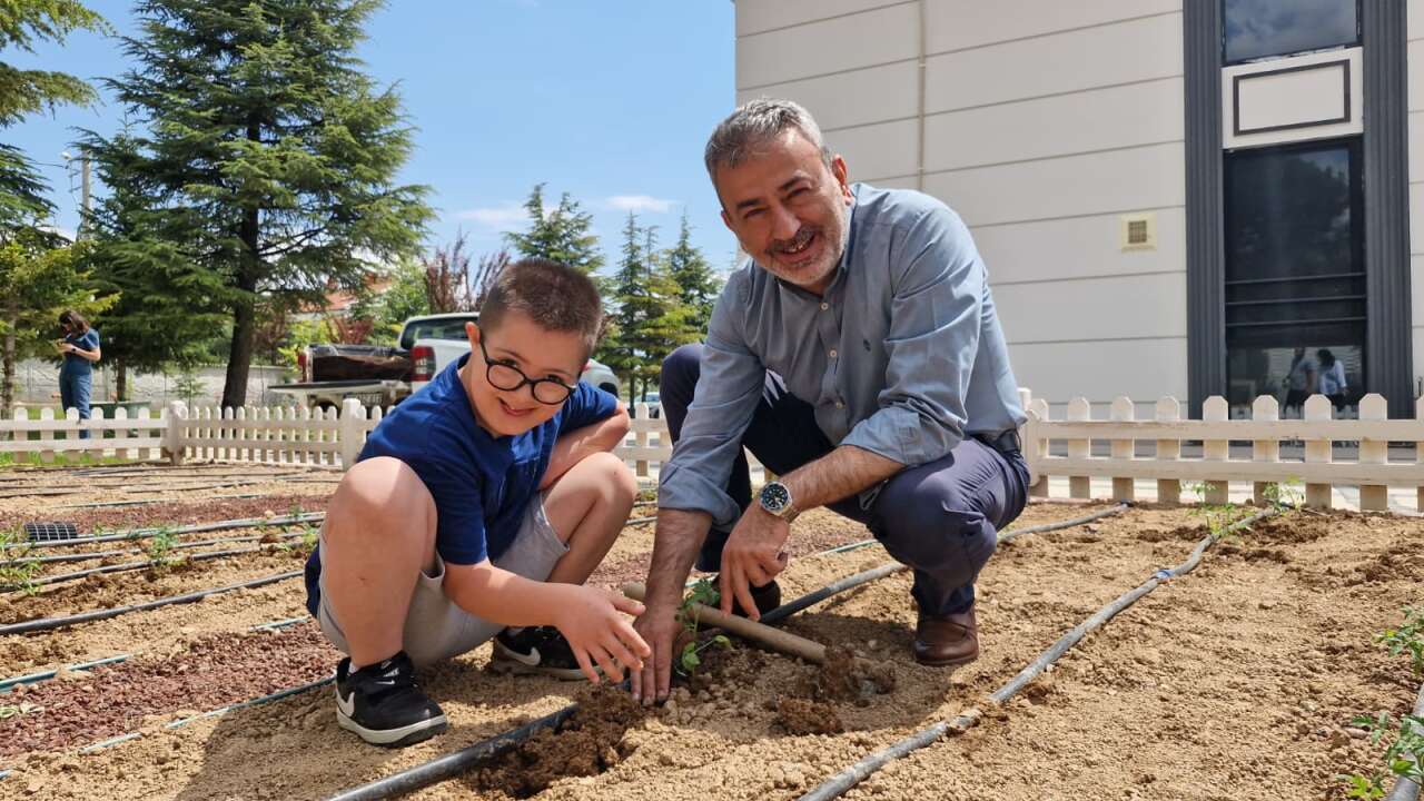 konyada-dosd-meramla-ozel-bireyler-hayata-daha-guclu-tutunuyor