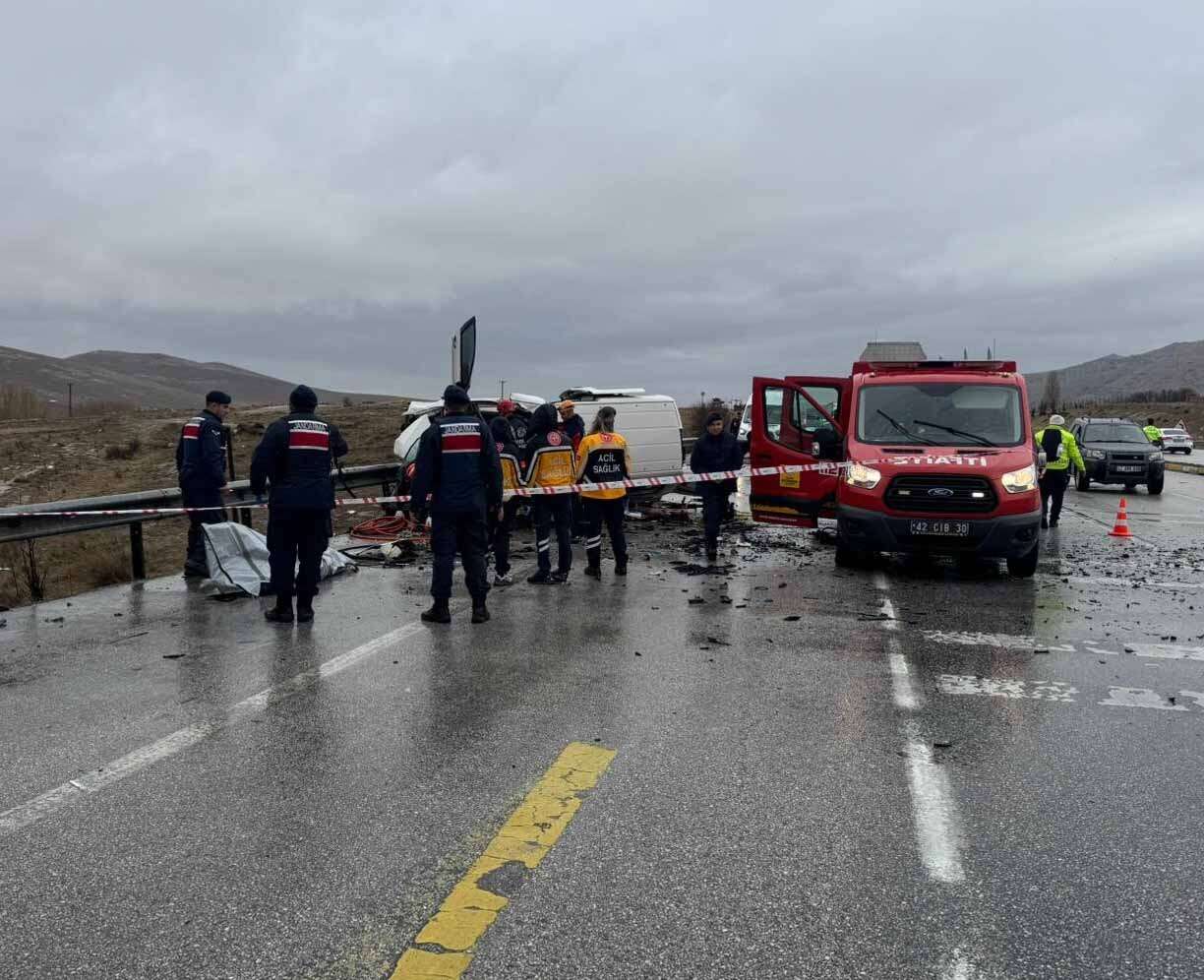 konyada-kazada-kurbani-baba-ve-ogluna-bayram-gunu-aci-veda